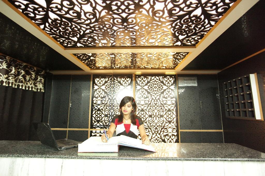 Rishīkesh Akash Continental酒店 外观 照片
