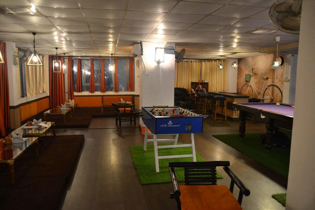 Rishīkesh Akash Continental酒店 外观 照片