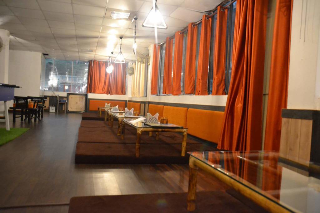 Rishīkesh Akash Continental酒店 外观 照片